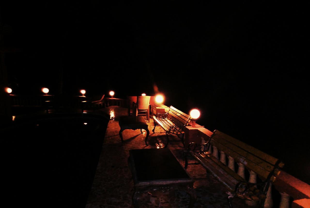 A Date With Me Boutique Hotel Bar @ Restaurant Candolim Dış mekan fotoğraf
